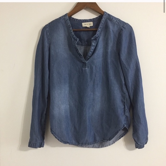 Anthropologie Tops - Anthropologie Cloth & Stone Chambray Long Sleeve